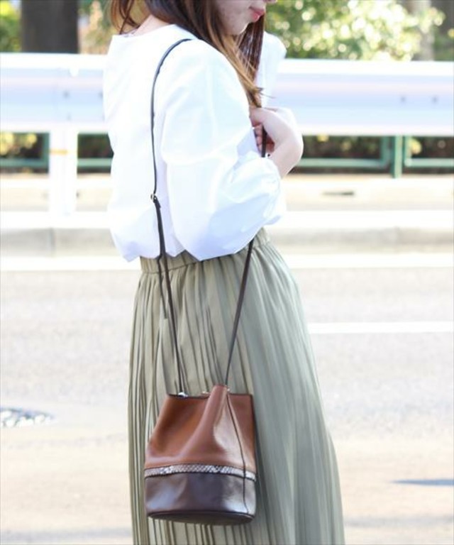 ADAM ET ROPE'  NEUVILLE BUCKET