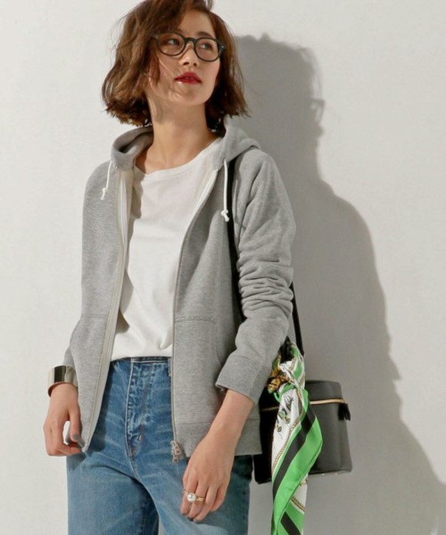 ジップ パーカー