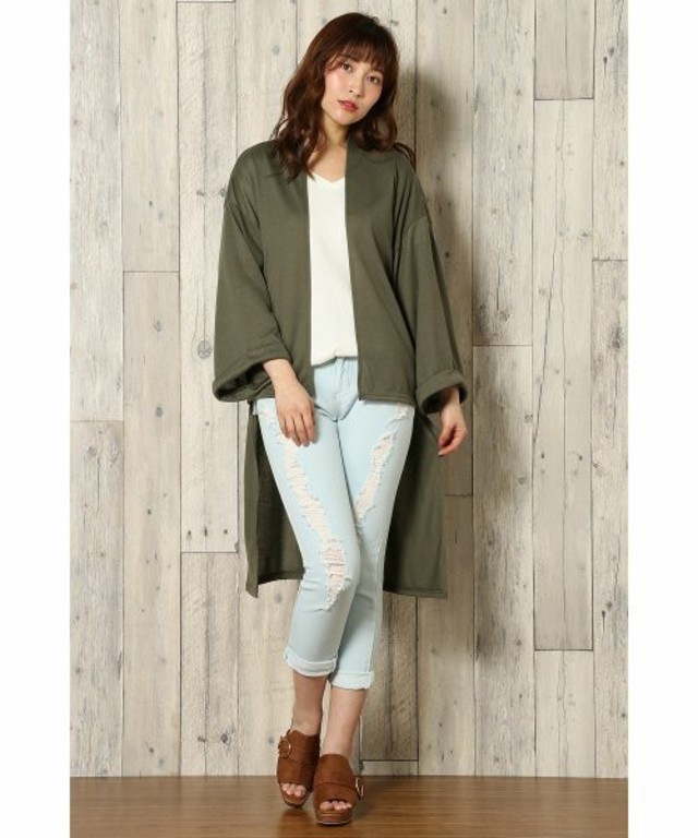 ステップヘムワイドスリーブガウン