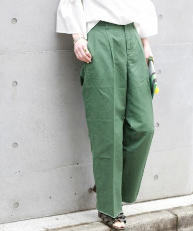 ワイドスラックスパンツ