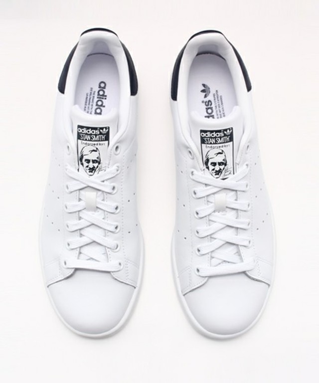 adidas スタンスミス