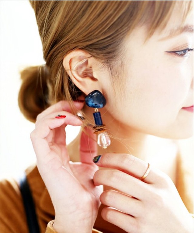 select MOCA 2wayヴィンテージビッグストーン風＆ウッドビーズピアス