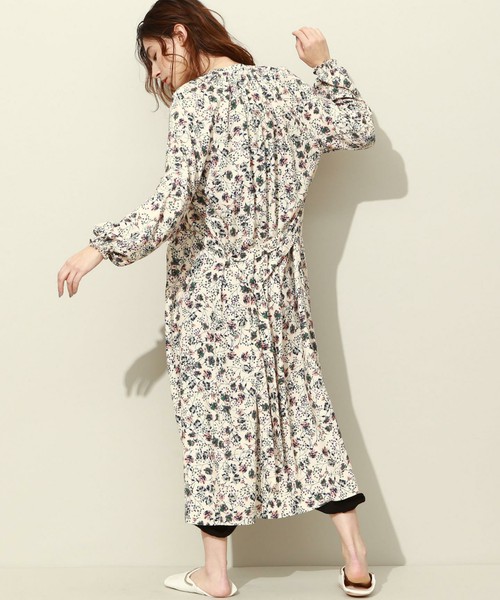 UNITED ARROWS   フラワープリント ローブ