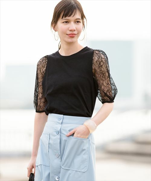 ADAM ET ROPE'　袖レースカットソー