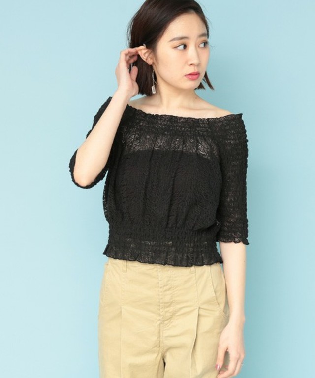 レースシャーリングブラウス
