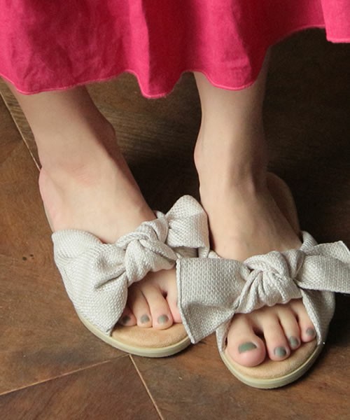 SESTO / ツイストリボンのフラットミュールサンダルスリッパ
