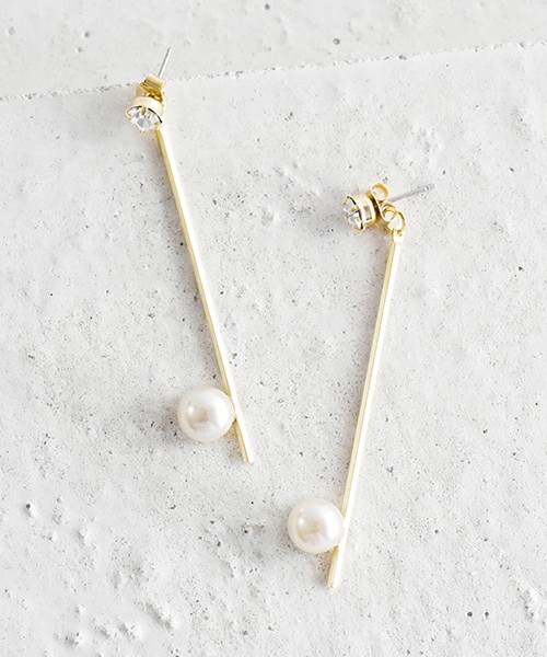 ma chere Cosette?　1粒ストーン&パール付きバーピアス