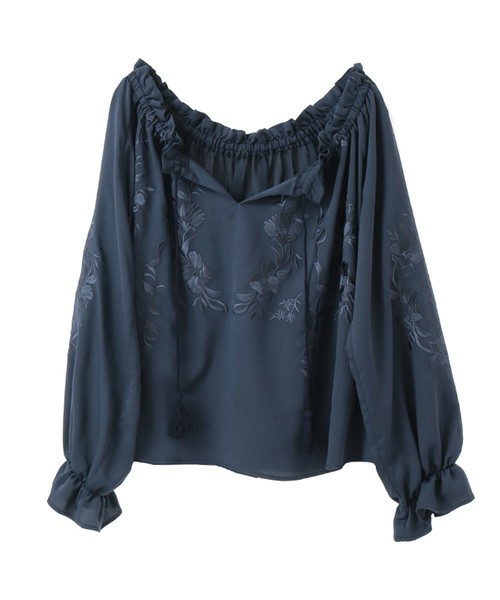 31 Sons de mode タッセル付き刺繍ブラウス