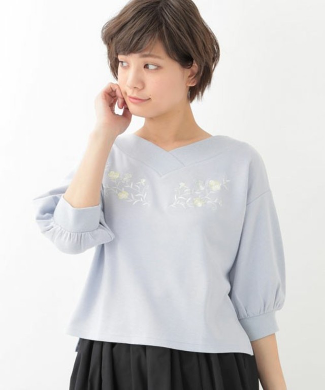 earth music&ecology 刺繍プルオーバー