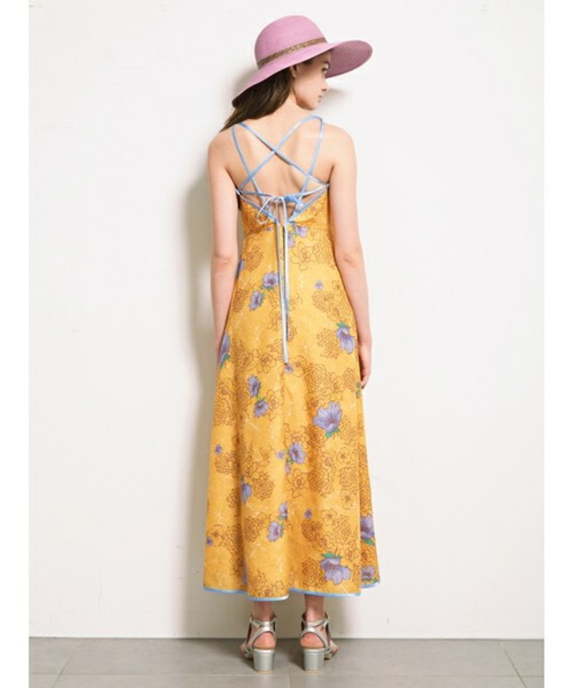 パイピングフラワーワンピース(Lily Brown)