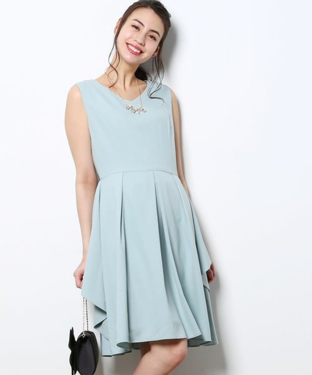 ネックレス付きサイドフレアワンピース