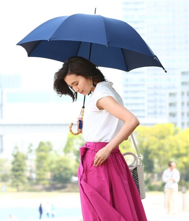 ROPÉ　タッセル付き　バンブーハンドルアンブレラ