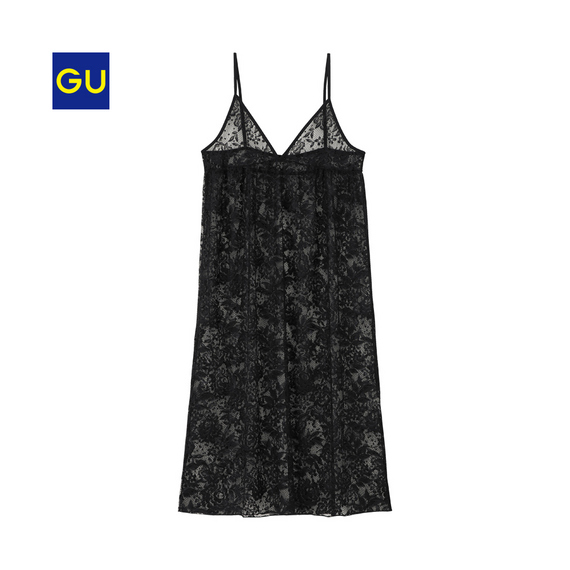 GU　レイヤードワンピース（ノースリーブ）