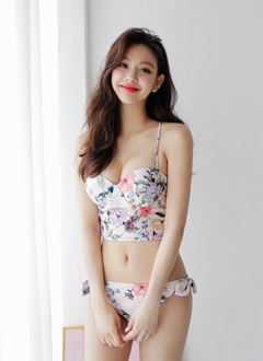 バッククロスフローラルビスチェビキニ