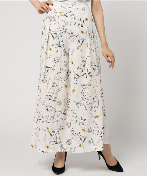 titivate　花柄プリントパラッツォパンツ