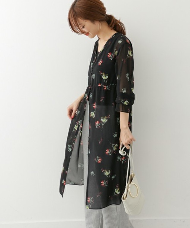 URBAN RESEARCH DOORS  ダークフラワーシフォンガウンワンピース