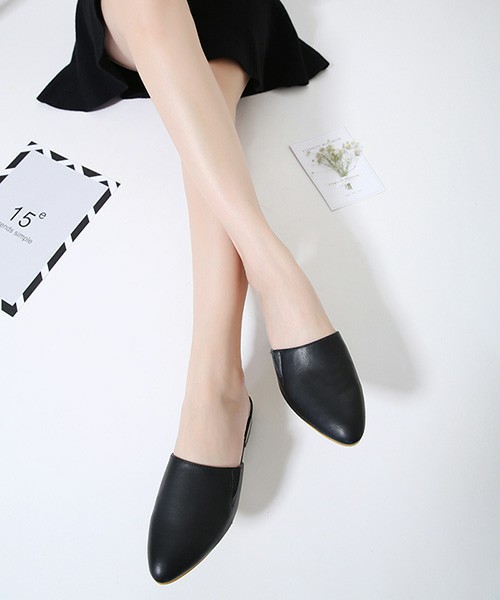 Futier land  ポインテッドトゥバブーシュサンダル