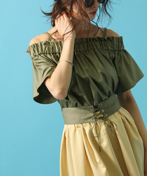 Andemiu / ベルトツキオフショルブラウス