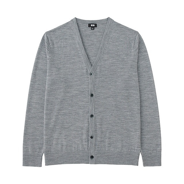 エクストラファインメリノVネックカーディガン（長袖）