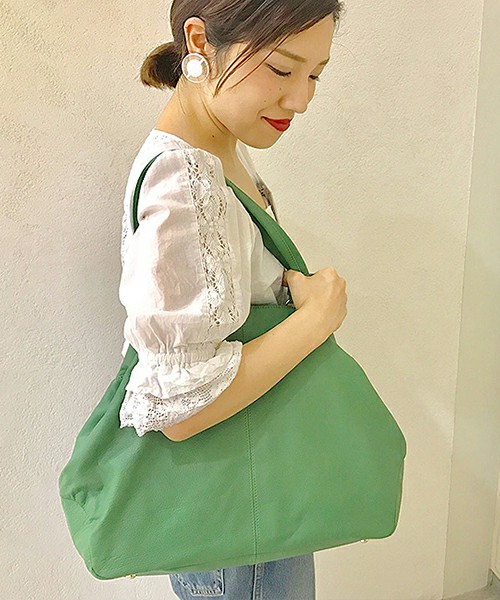 ear PAPILLONNER / クッションレザートートバッグ