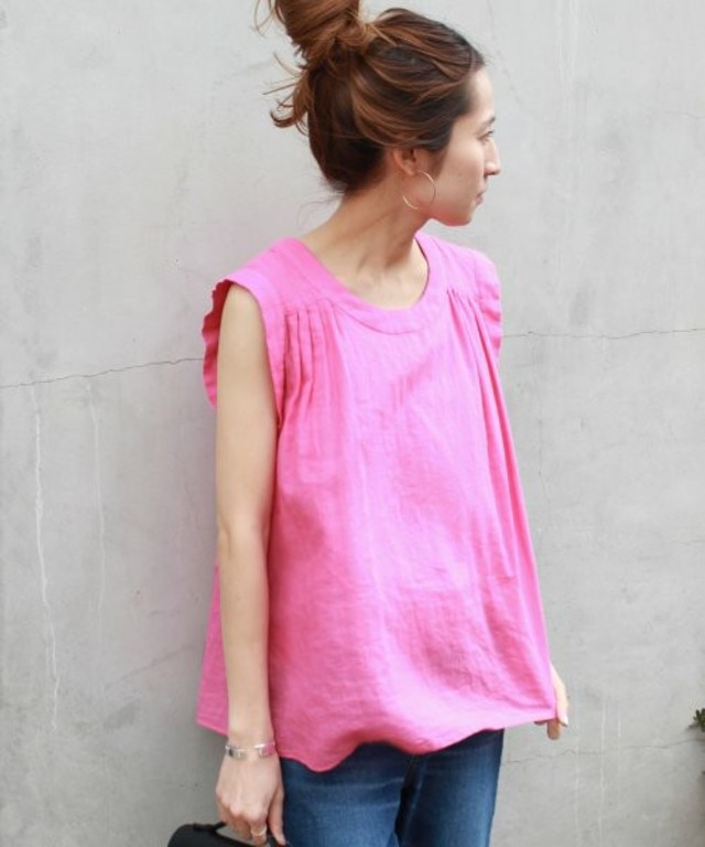 セイヒンゾメ タックギャザーノースリーブ