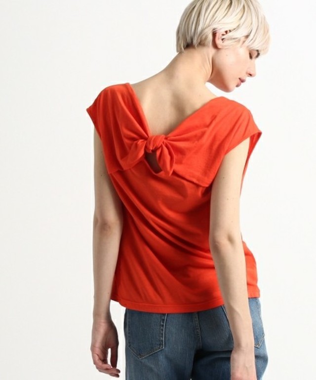 バックリボンプルオーバー