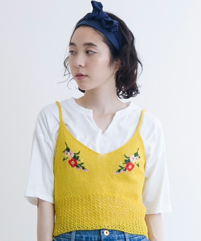フラワー刺繍ニットビスチェ