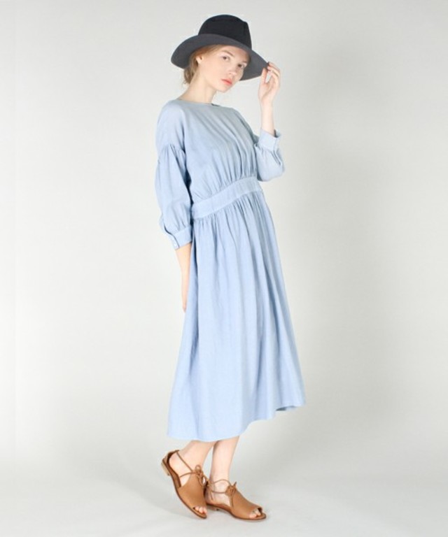 D1402 R/Lパフスリーブワンピース