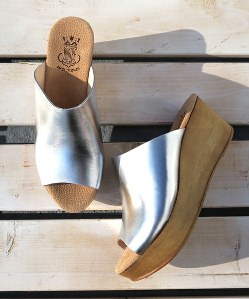 シンプルサボサンダル