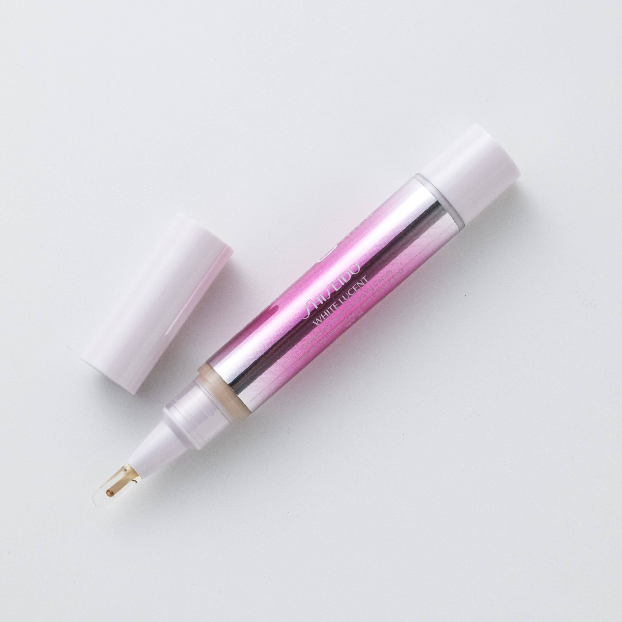 ホワイトルーセント オンメーキャップ スポッツコレクティング セラム