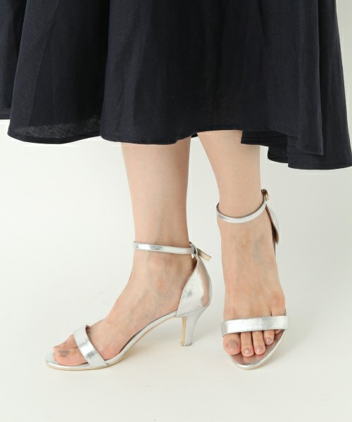 ヒールストラップサンダル