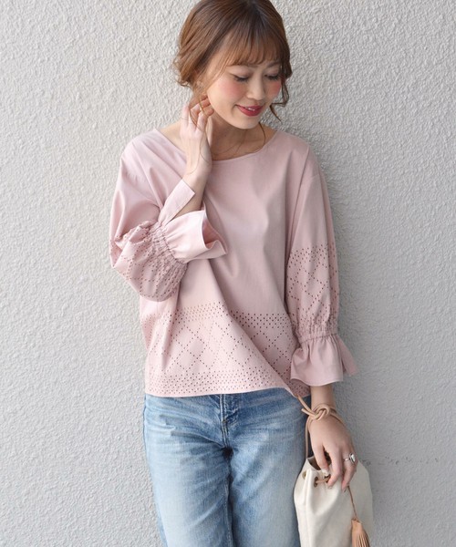 パンチングパフスリーブプルオーバー