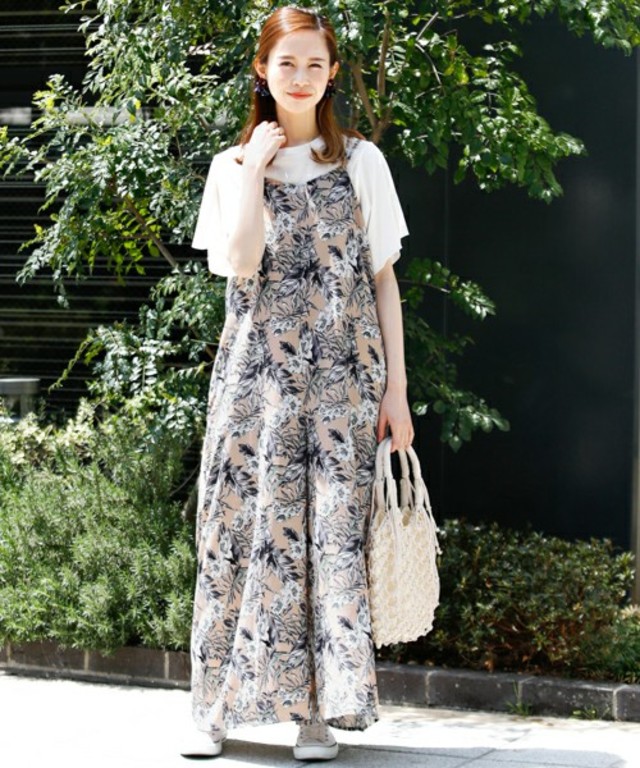 リゾート柄サロペット