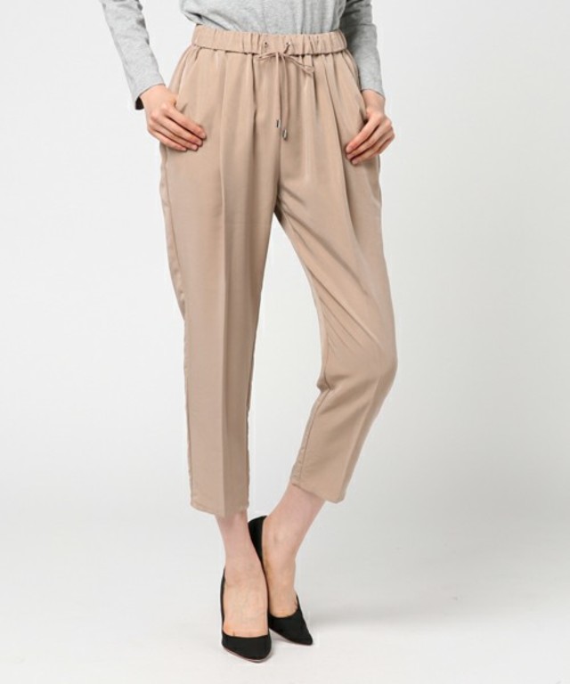 イージータックパンツ