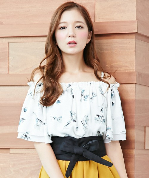 花柄JZオフショルダートップス