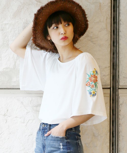 ソデシシュウＴＥＥ