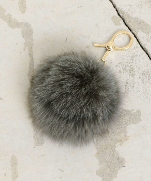 フォックスファーポンポンチャーム