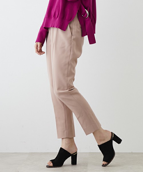 スリムストレートパンツ