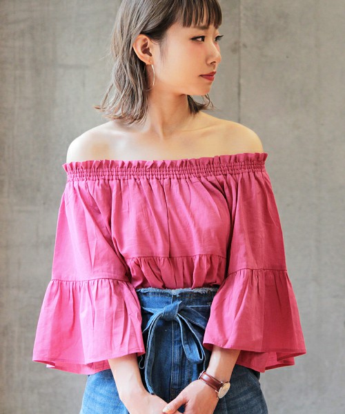 ボリュームオフショルブラウス