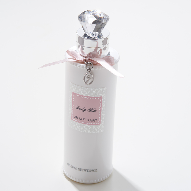 ジルスチュアート リラックス ボディミルク