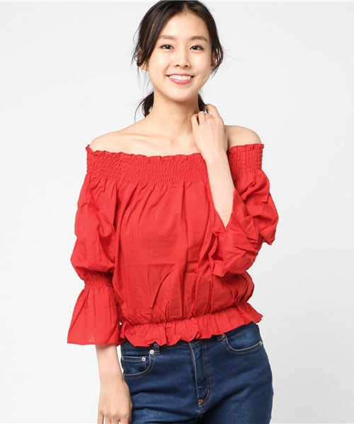 シャーリングオフショルブラウス