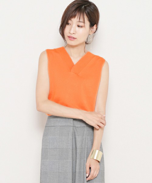 Ｖネックスリットセーター