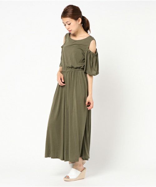 肩開きギャザースリーブオールインワン