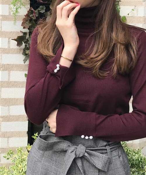 FINE KNIT TURTLENECK SWEATER