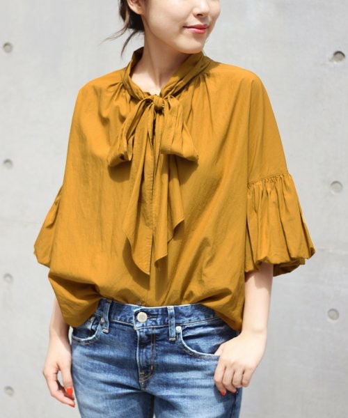 ボウタイ ボリュームスリーブブラウス
