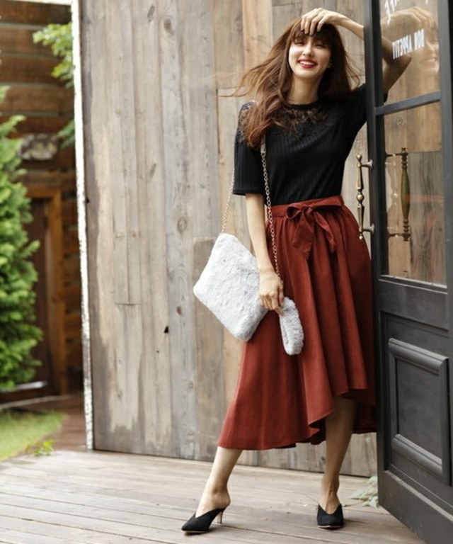 共生地サッシュ付ピーチイレヘムスカート