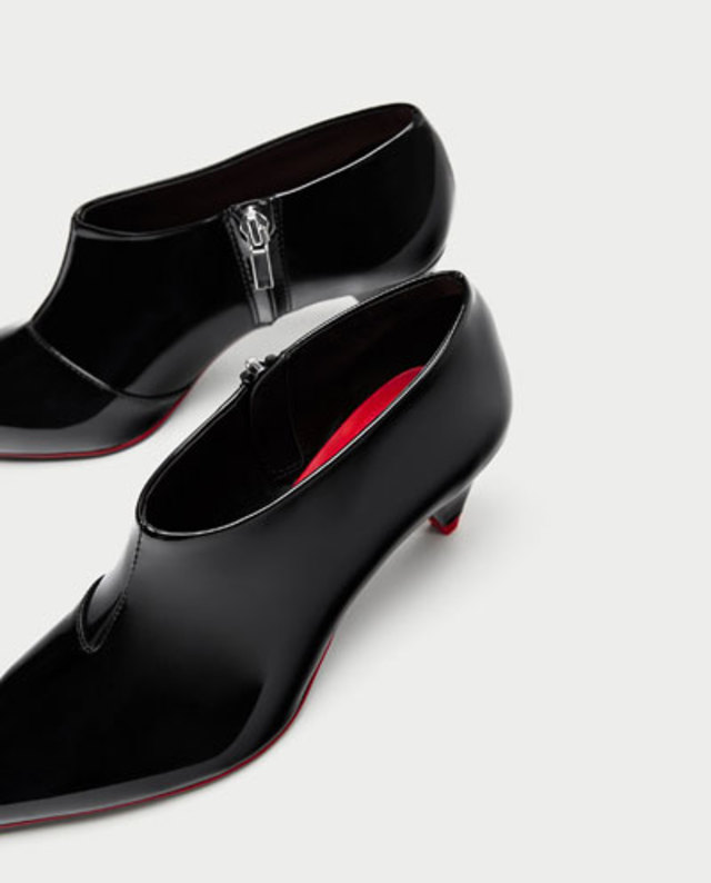 エナメル加工ハイヒールアンクルブーツ