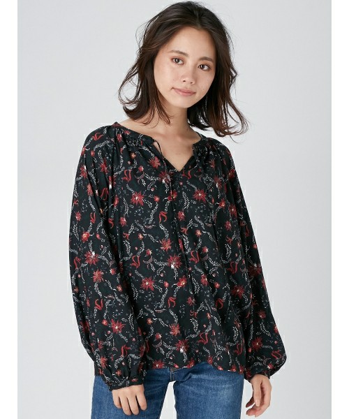 ボタニカルボリュームスリーブブラウス
