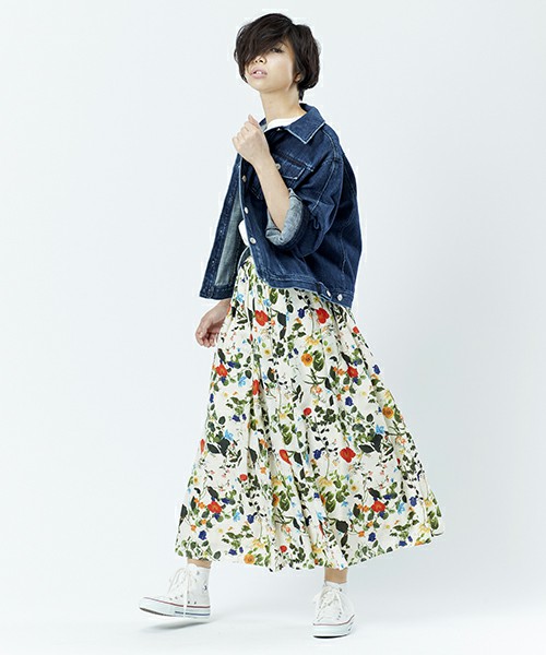 ボタニカル花柄スカート