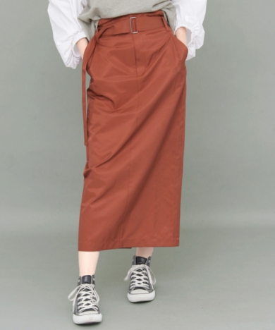 リングベルトペンシルスカート